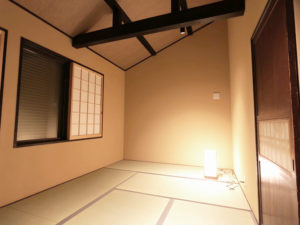 京都市南区　坪庭のある新築和風建築ゲストハウス